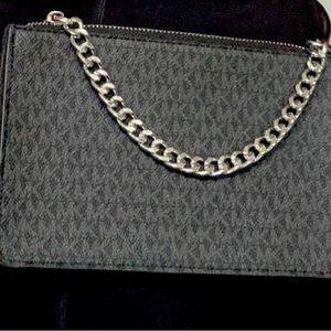 NWOT - Michael Kors Beltbag//T-Shirt/Twilly NWOT All SZ-Med